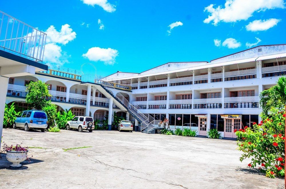 Marine View Hotel Ocho Rios Exterior foto